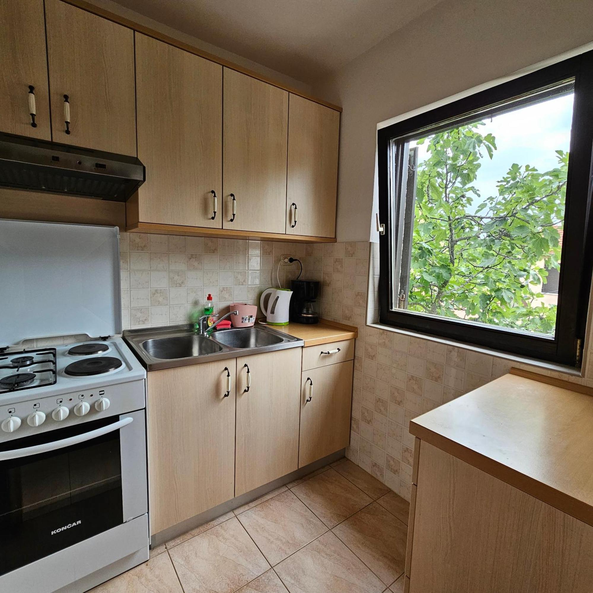 Apartman Agava Njivice Exteriör bild