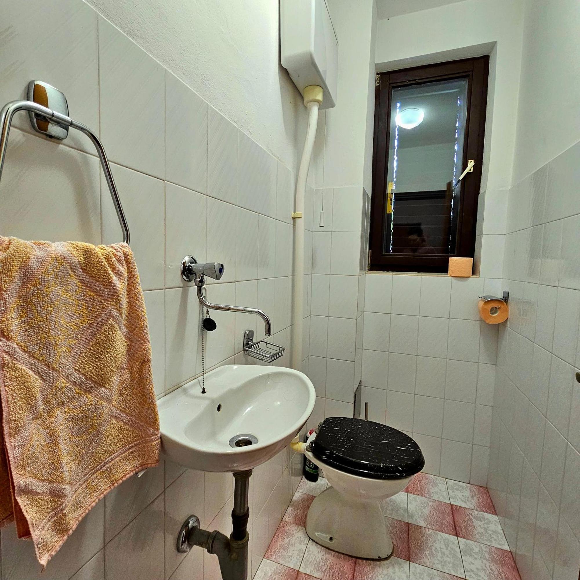 Apartman Agava Njivice Exteriör bild